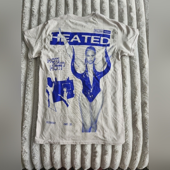 Beyonce 2023 Renaissance World Tour Heated Tee Size Small - Picture 4 of 4